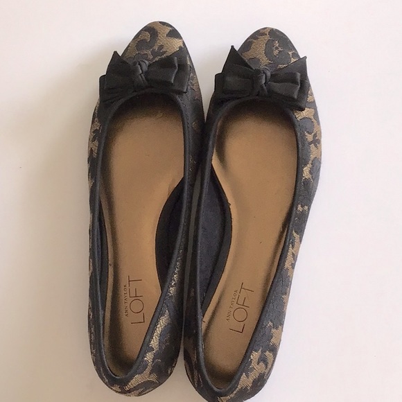 Ann Taylor black & gold  loft flats 🥿 - Picture 6 of 11